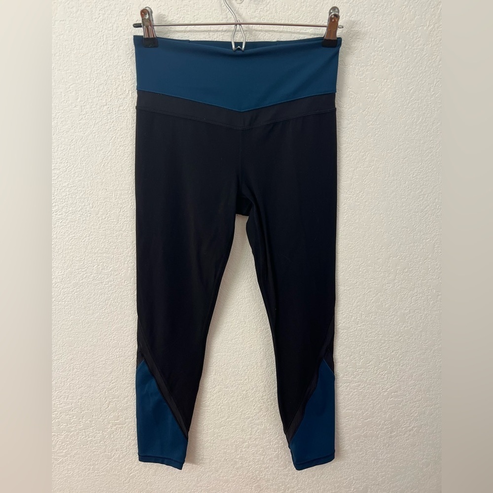 Athleta elevation 7/8 power vital leggings womens size small